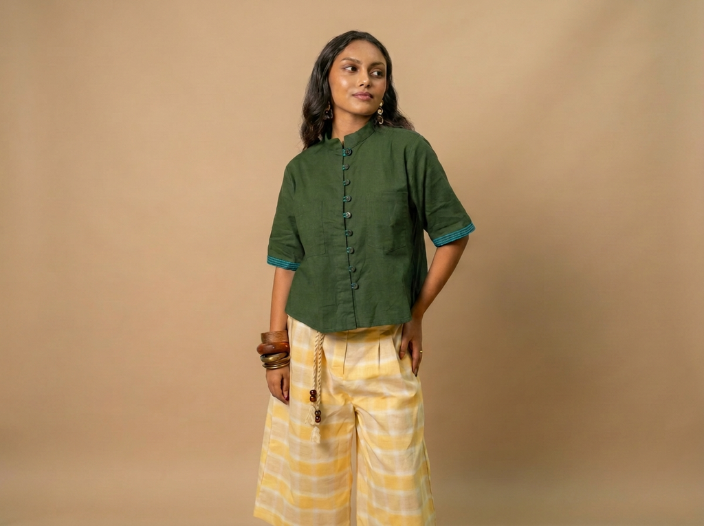 Front Accent Loop Top